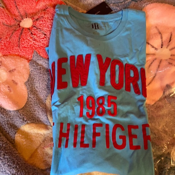 Tommy Hilfiger Other - Tommy Hilfiger shirt sleeve T-shirt .